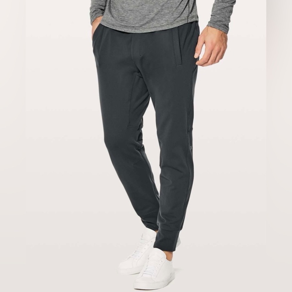 Lululemon Intent Jogger *30"
Melanite medium EUC